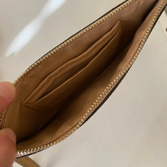 Coach glitter wristlet - Picture 3 of 5